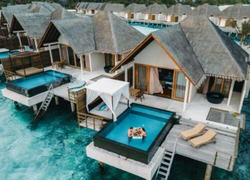 Furaveri Island Resort & SPA