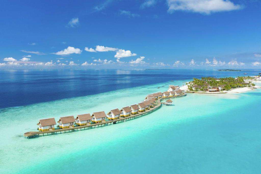 SAii Lagoon Maldives Resort